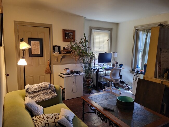 Photo - 411 E Montgomery Ave Unit #2