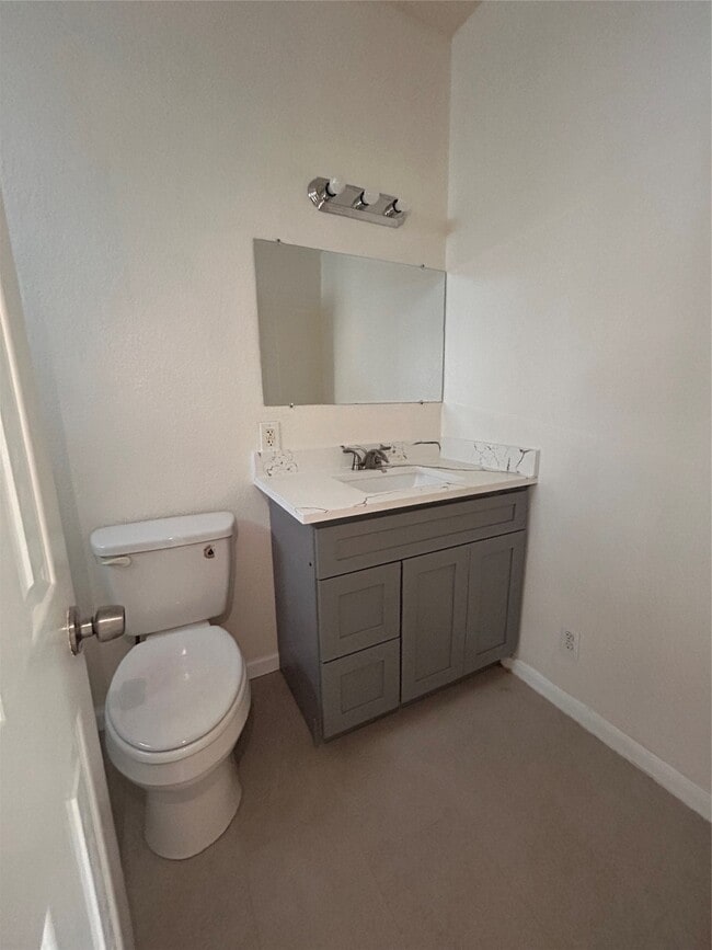 Photo - 6841 Larkstone St Unidad B