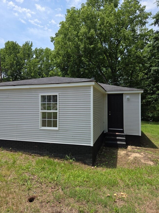Photo - Newly remodeled home is located in Lancaster, SC 29720.