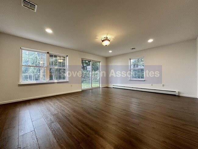 Photo - 36 Rockland St