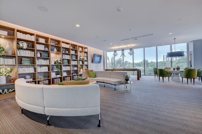 Photo - 16385 Biscayne Blvd Unit 2616