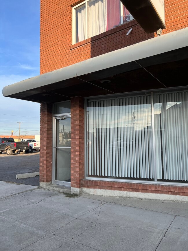 Building Photo - Oakley Mixed Use Unit 2 Rental