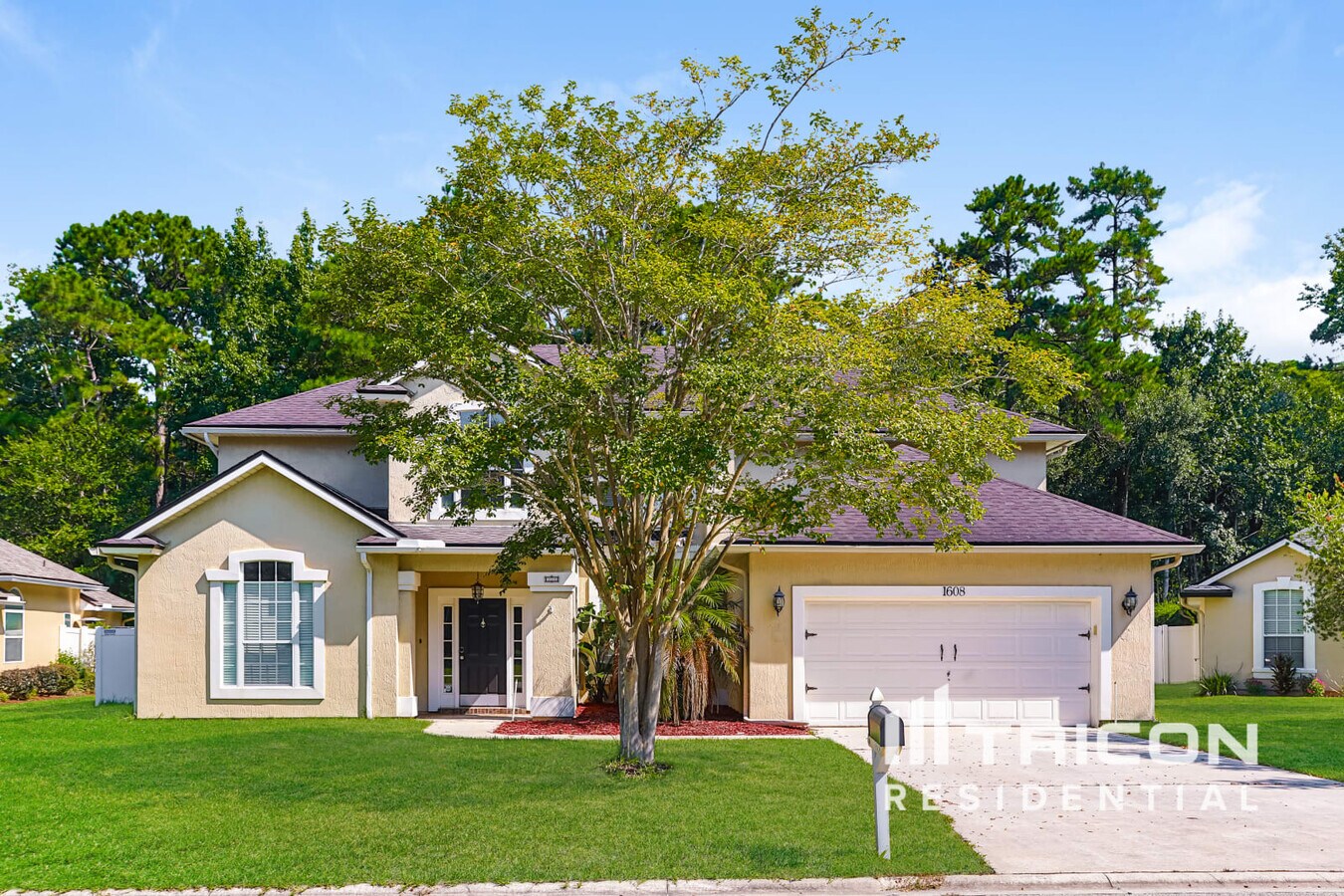 Photo - 1608 E Kayla Ct House