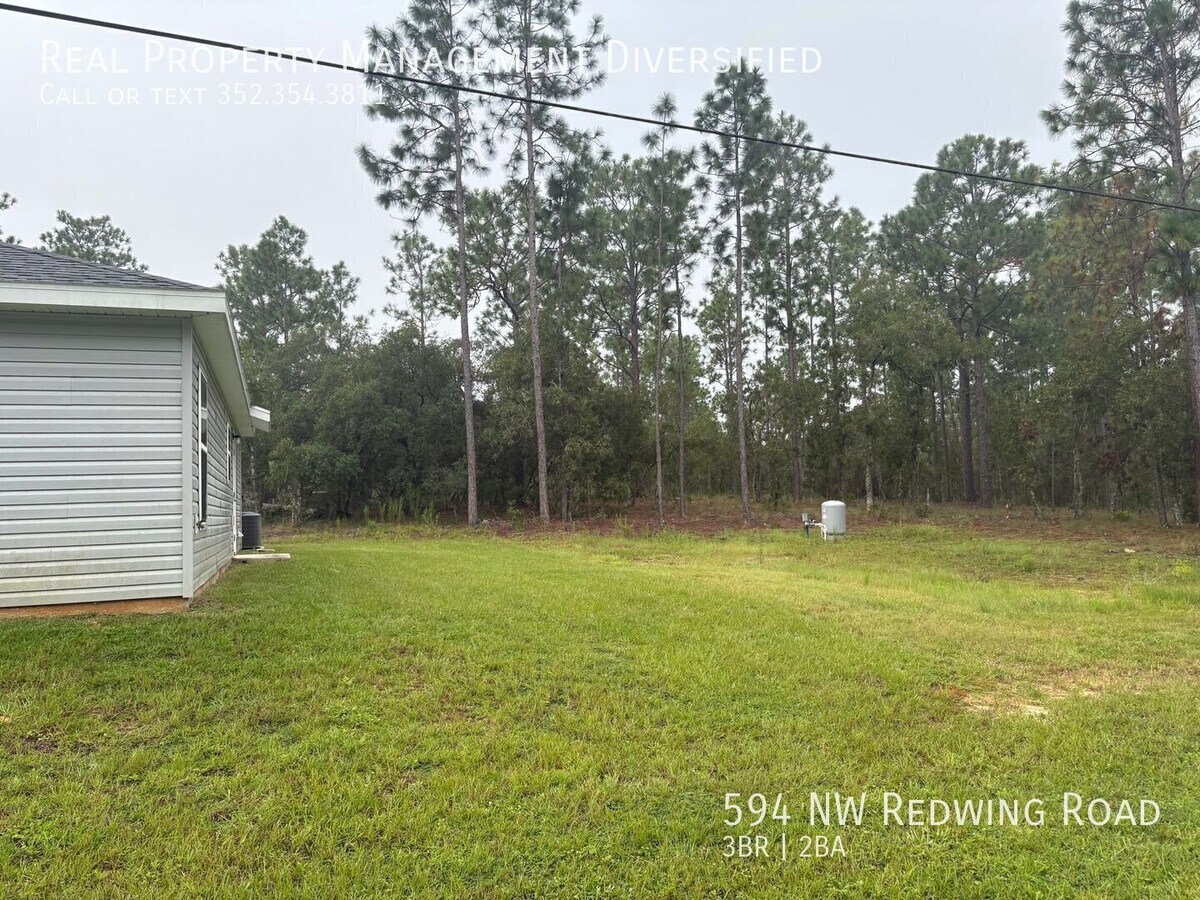 Photo - 594 Redwing Rd