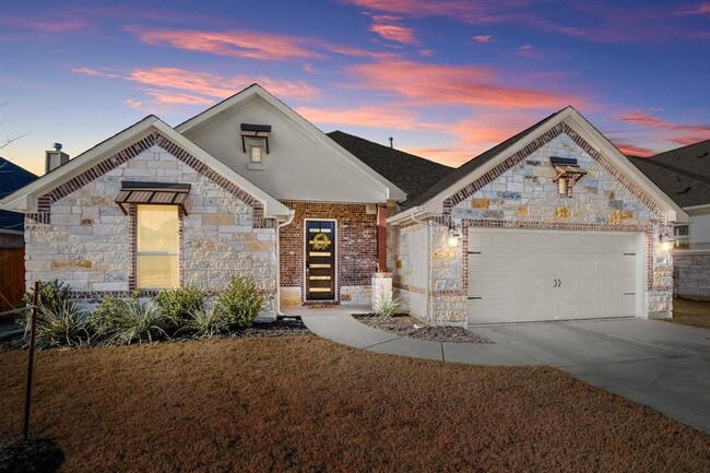 Photo - 120 Red Granite Rd House