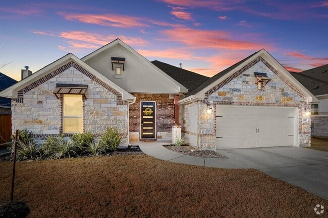 Building Photo - 120 Red Granite Rd Rental