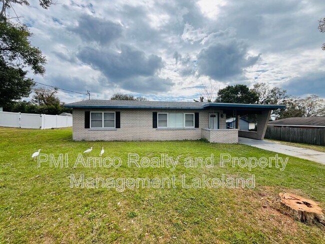 Photo - 260 W Interlachen St