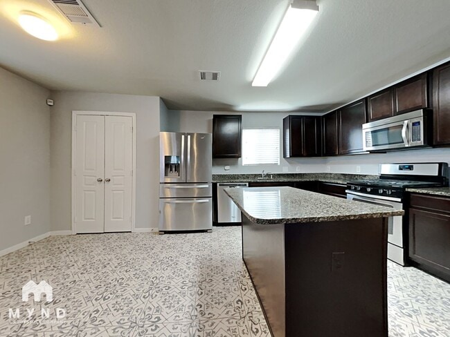 Photo - 1811 Artem Ct