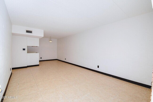 Photo - 3416 N 44th St Unit 8