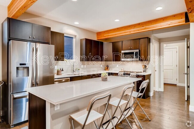 Building Photo - 3870 Shoshone St Rental