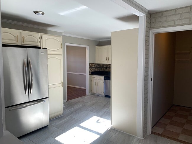 Photo - Updated 3 Bedroom Located Off Jefferson Rd - Lawncare Included!