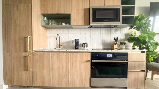 Photo - 125 NE 6th St Unidad ID1240645P