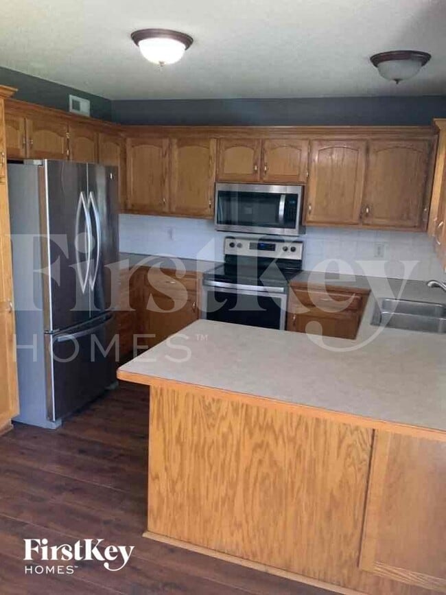 Photo - 7719 E 165th St