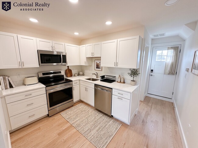 Photo - 69 Elm St Unit 2