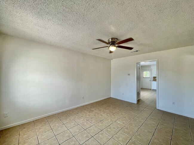 Photo - 219 E. Beeline Unit A