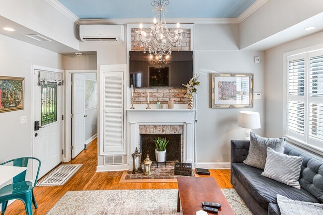 Photo - 109 E Park Ave