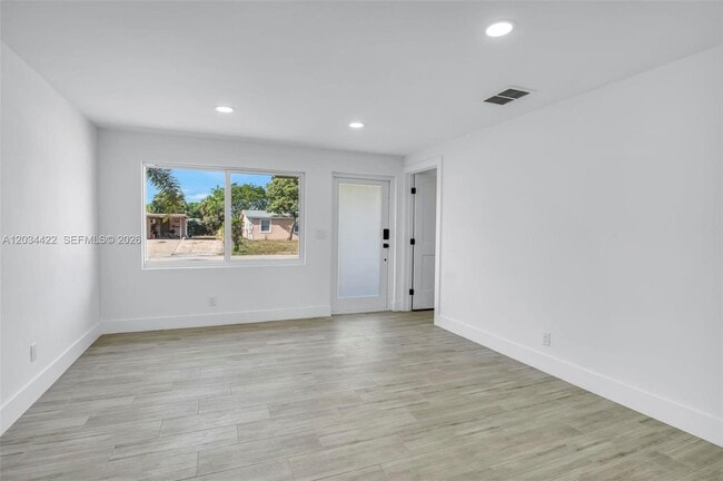 Photo - 311 NW 12th Ave