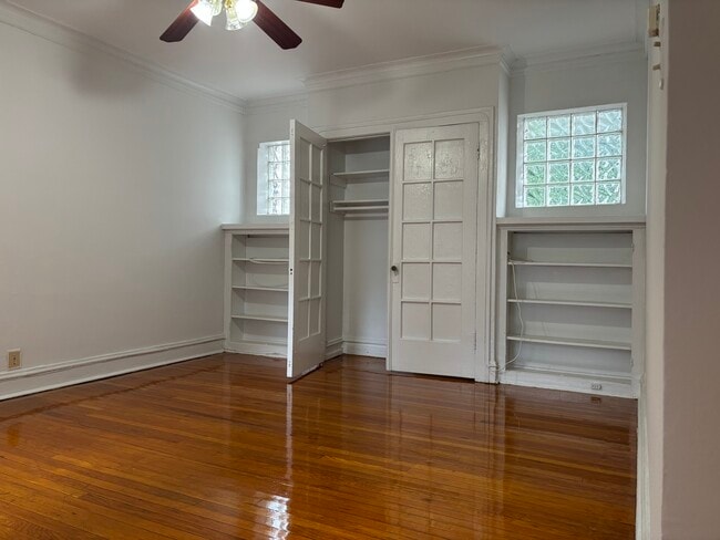 Building Photo - 1218 W North Shore Ave Unit 1N Rental