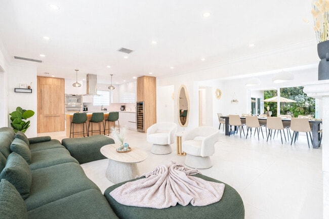 Photo - 616 NE 16th Terrace Unidad SI FL1-ID1475652P