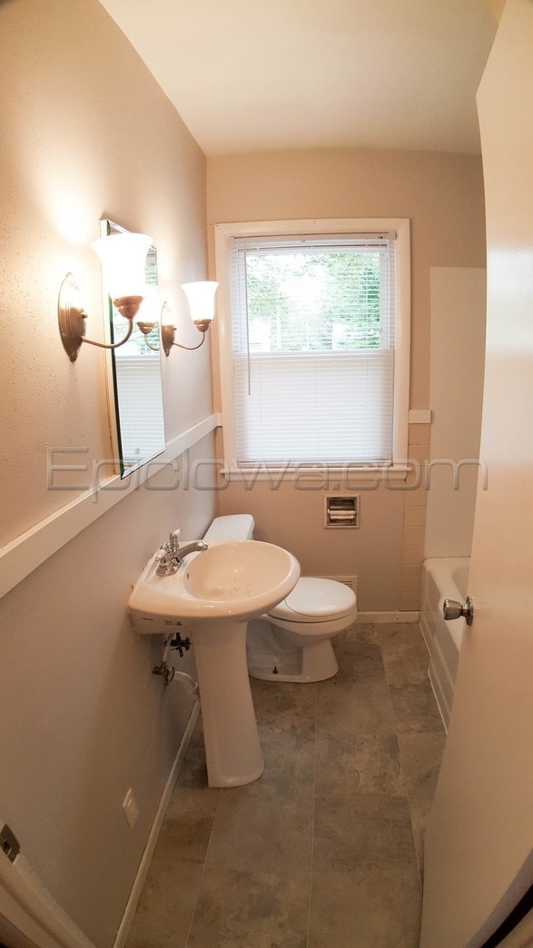 Photo - 1108 Crestview Dr SE