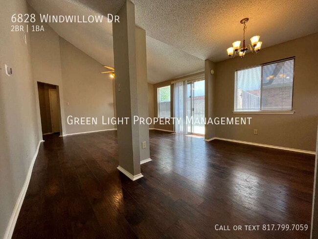 Photo - 6828 Windwillow Dr
