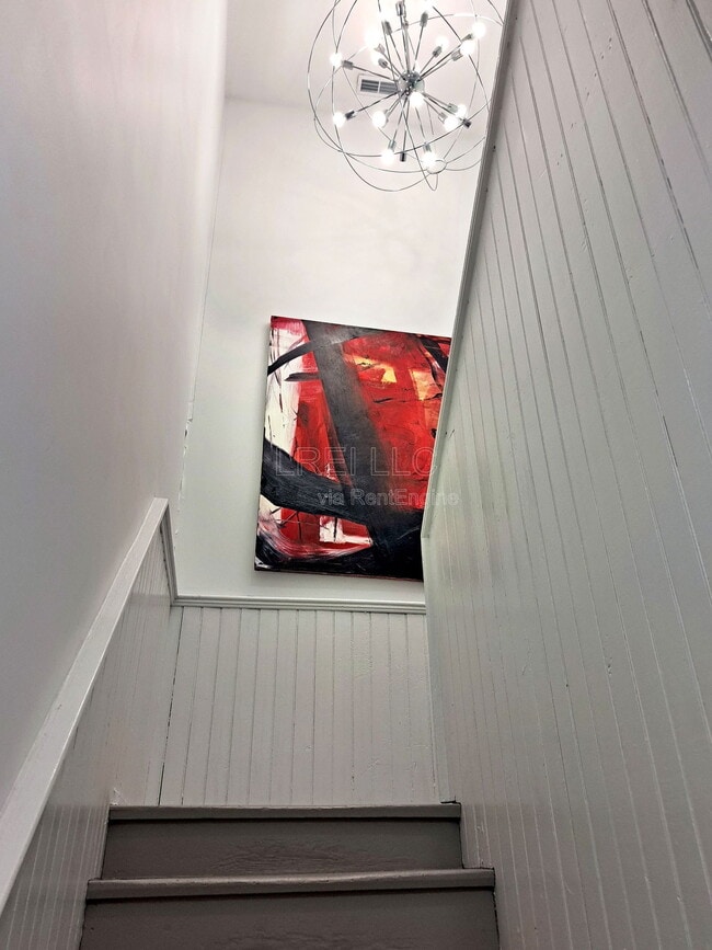 Photo - 925 E Madison St Unit 2