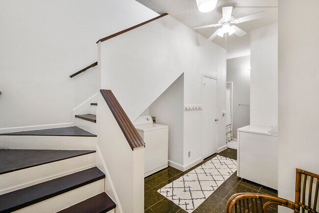 Photo - 7017 Jefferson Ridge Dr Unit Private Guest House #1