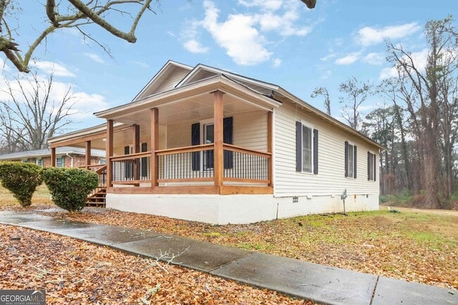 Photo - 2141 Fairburn Rd SW