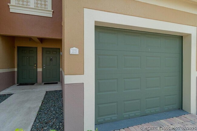 11789 St Andrews Place