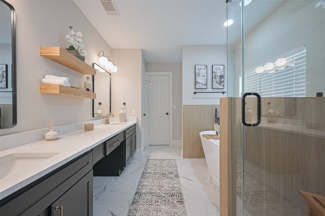 Building Photo - 5615 Haven Point Dr Rental