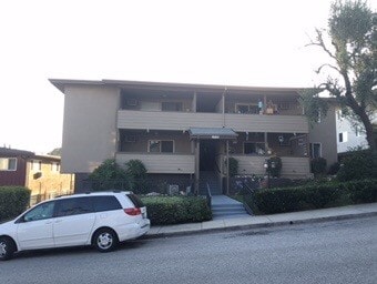 1734 Ellincourt Dr Unit 4