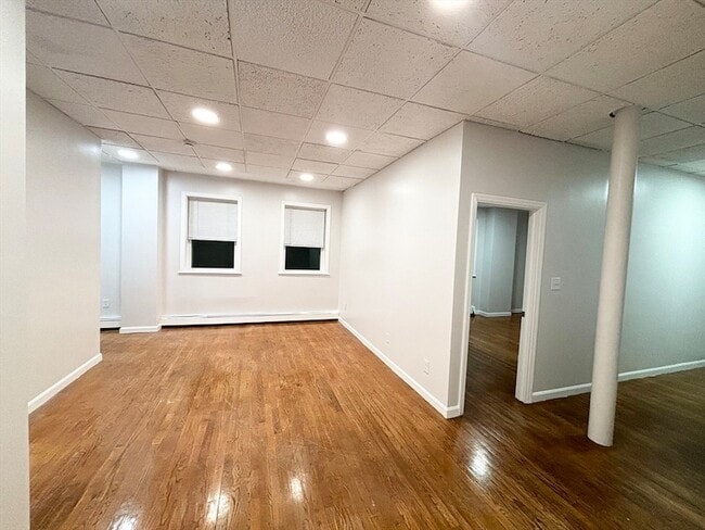 Photo - 98 Main St Unit 1