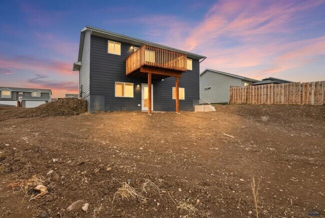 Photo - 429 Yelner Dr