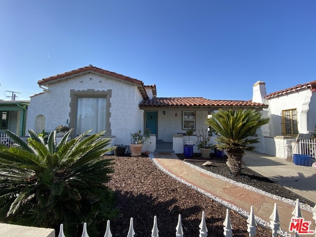 Front view of home - 1265 W 82nd St Casa