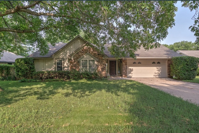 Photo - 3 Bed | 2 Bath in Bixby!