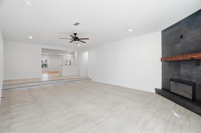 Photo - 2228 Goldenrod Ave