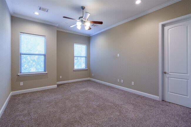 Photo - 1518 Birdsall St