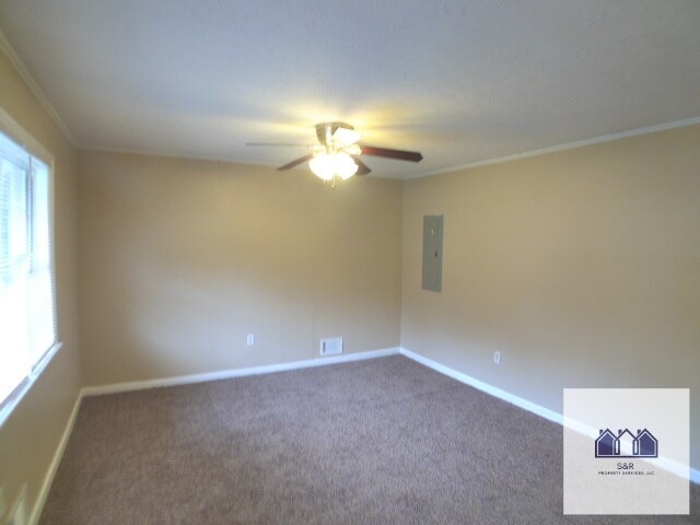 Photo - 761 James St NW