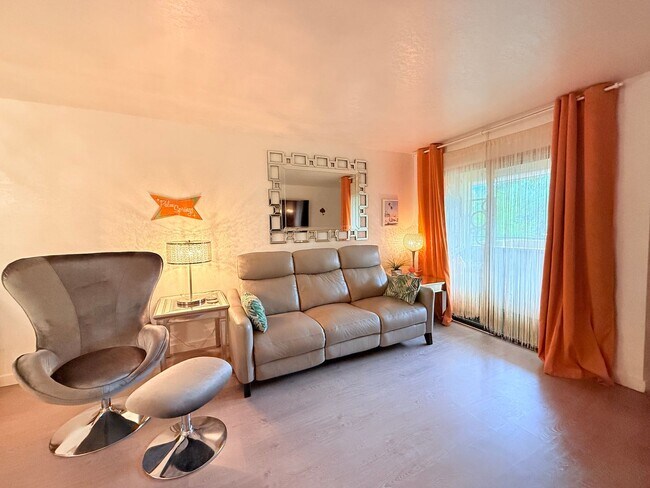 Photo - AVAILABLE NOW!! Lovely Upper Level - 1 Bedroom 1 Bathroom in Palm Springs Villas II!