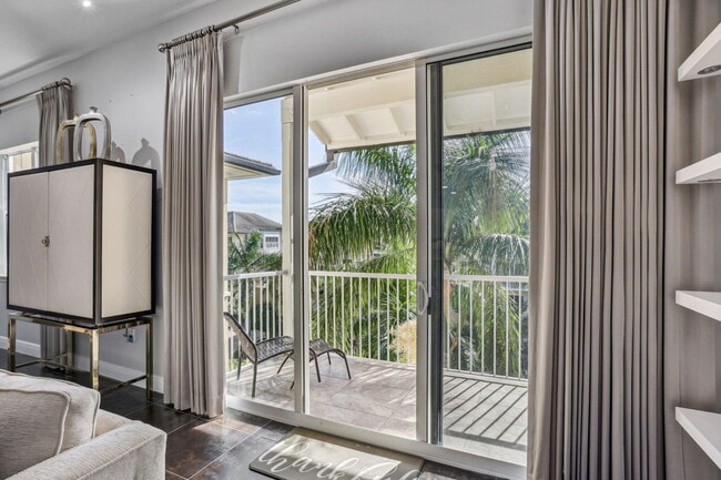 Photo - 3960 N Flagler Dr Unit 402