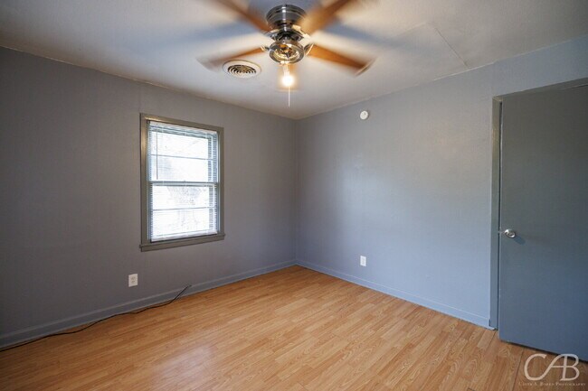 Photo - For lease Apartment