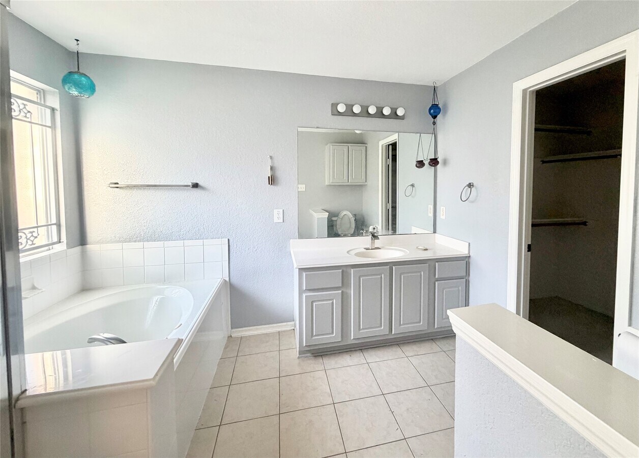 Photo - 16606 Cold Harbor Ln