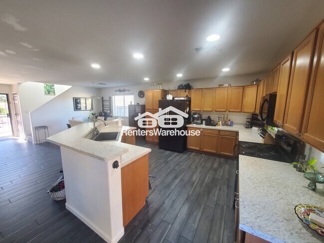 Photo - 2565 E Southern Ave