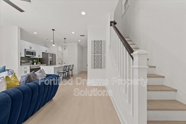 Photo - 210 S Carter St
