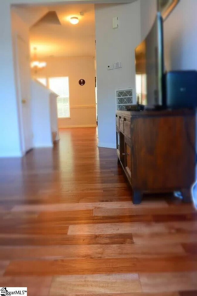 Photo - 254 Hadley Commons Dr