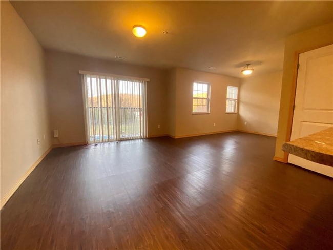 Photo - 2821 W Redstone Dr