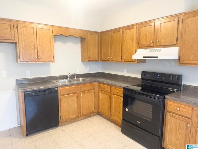 Photo - 436 Henry St