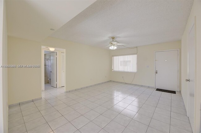 Photo - 8650 SW 133rd Avenue Rd Unit 312