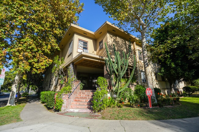 Photo - 200 S Sycamore Ave Unit 25