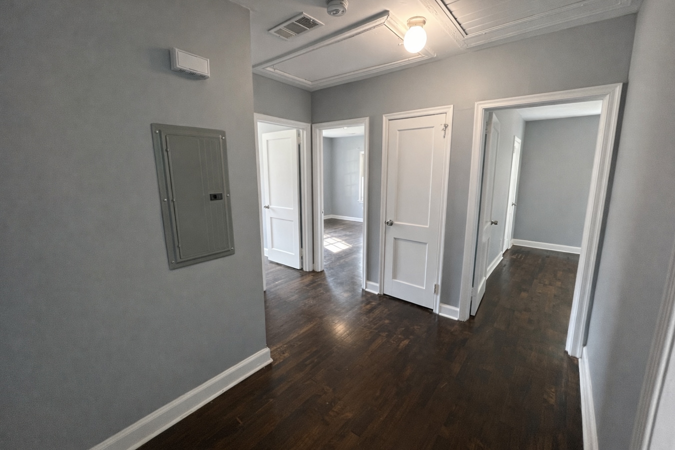 Photo - 2037 Highview Rd SW